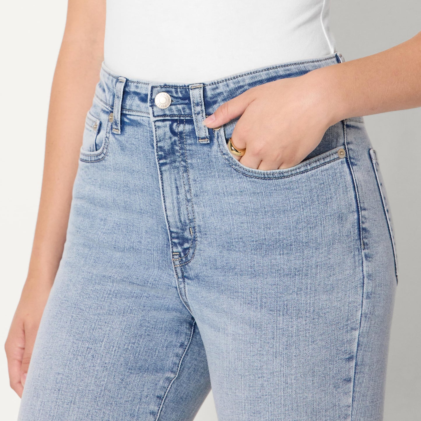 Women's High Stretch High-Rise Flare Jean
