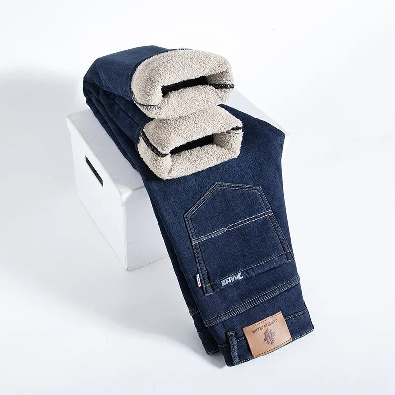 Pantalones vaqueros rectos con pelusa de cordero para hombre, Vaqueros gruesos de talla grande 40, Vaqueros elásticos de cintura alta con forro polar, Vaqueros ajustados cálidos para invierno