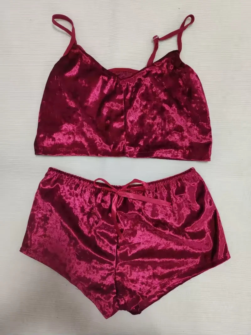 Women's Plus Size Lingerie Nightwear Halter Top and Shorts Sleepwear Mature Sexy Velvet Pajama Smart Home Product-Clothing