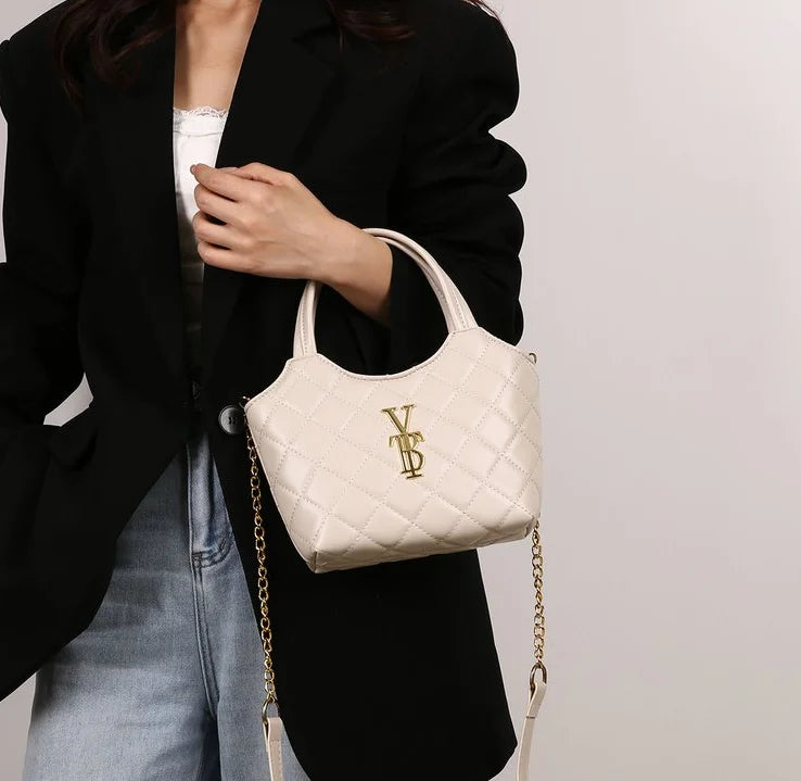 A New High-end and Simple Diamond-shaped Single-shoulder Handbag