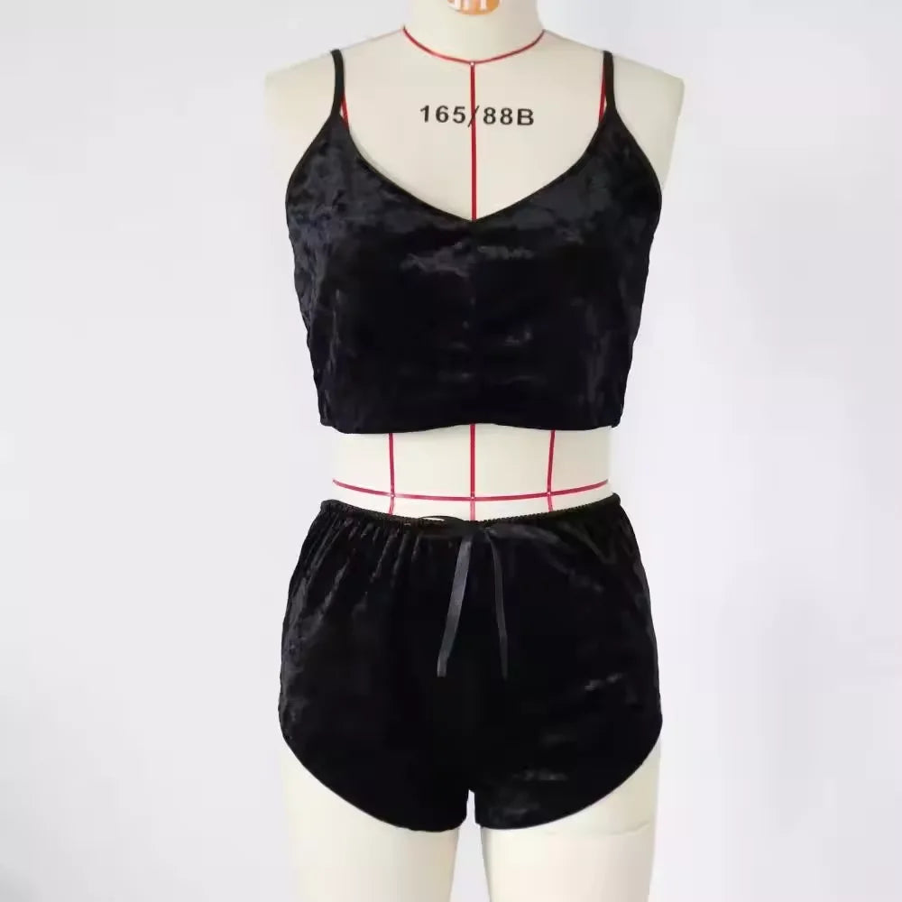 Women's Plus Size Lingerie Nightwear Halter Top and Shorts Sleepwear Mature Sexy Velvet Pajama Smart Home Product-Clothing