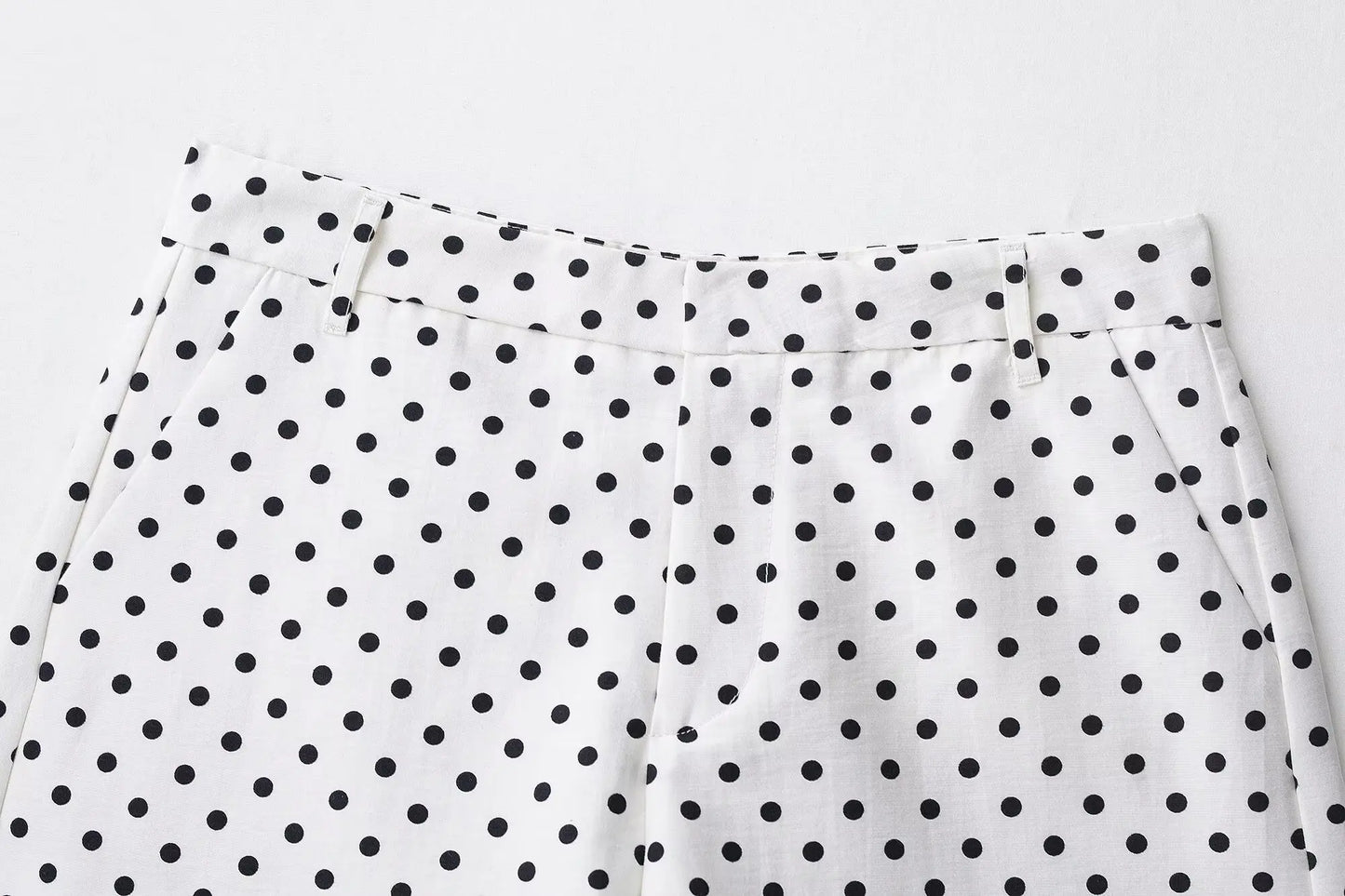 Woman Autumn Long Sleeves Turtleneck Zipper With Pockets Drawstring Casual Coats Women Fashion Polka Dot Printed Jacket