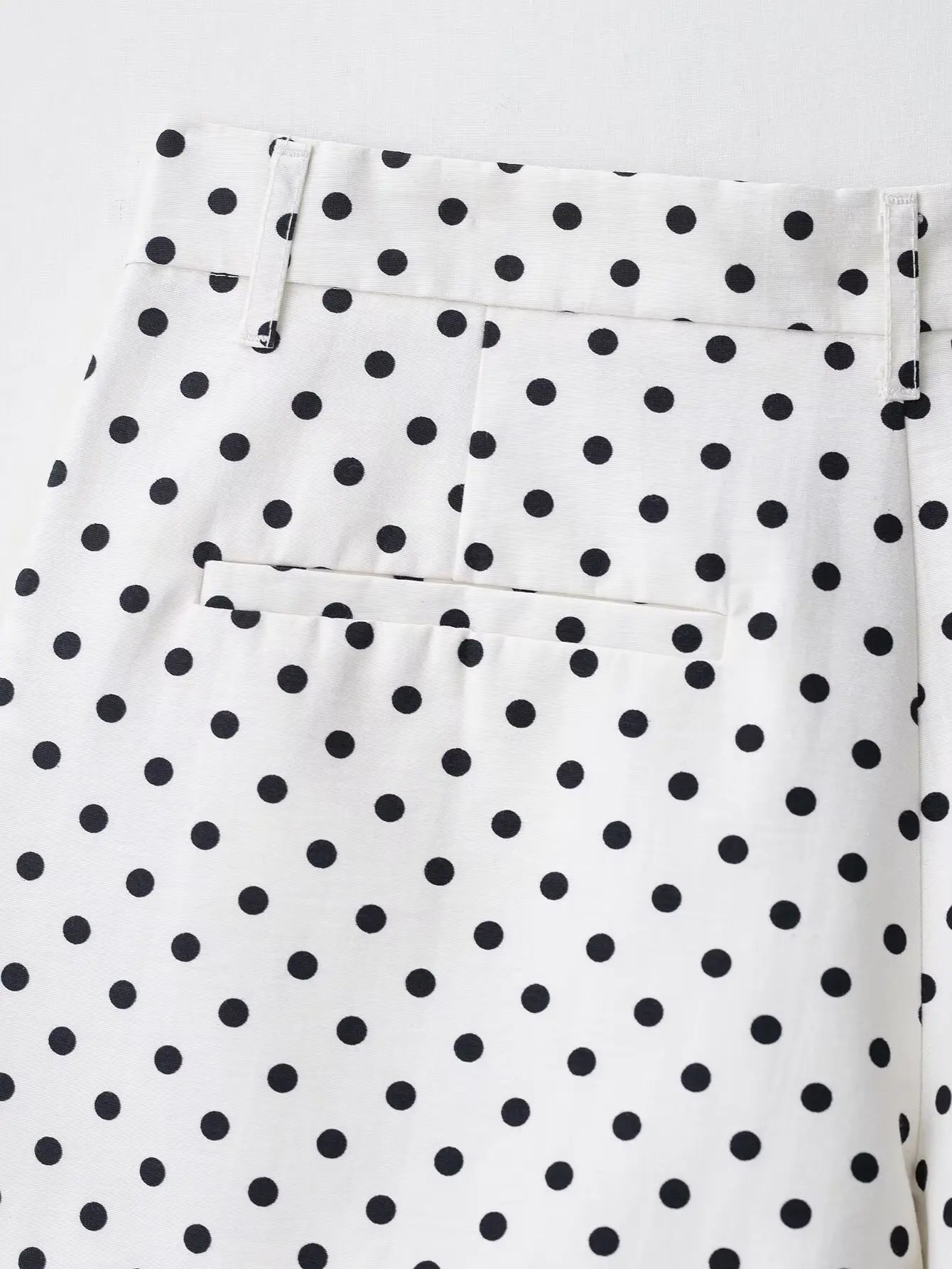 Woman Autumn Long Sleeves Turtleneck Zipper With Pockets Drawstring Casual Coats Women Fashion Polka Dot Printed Jacket