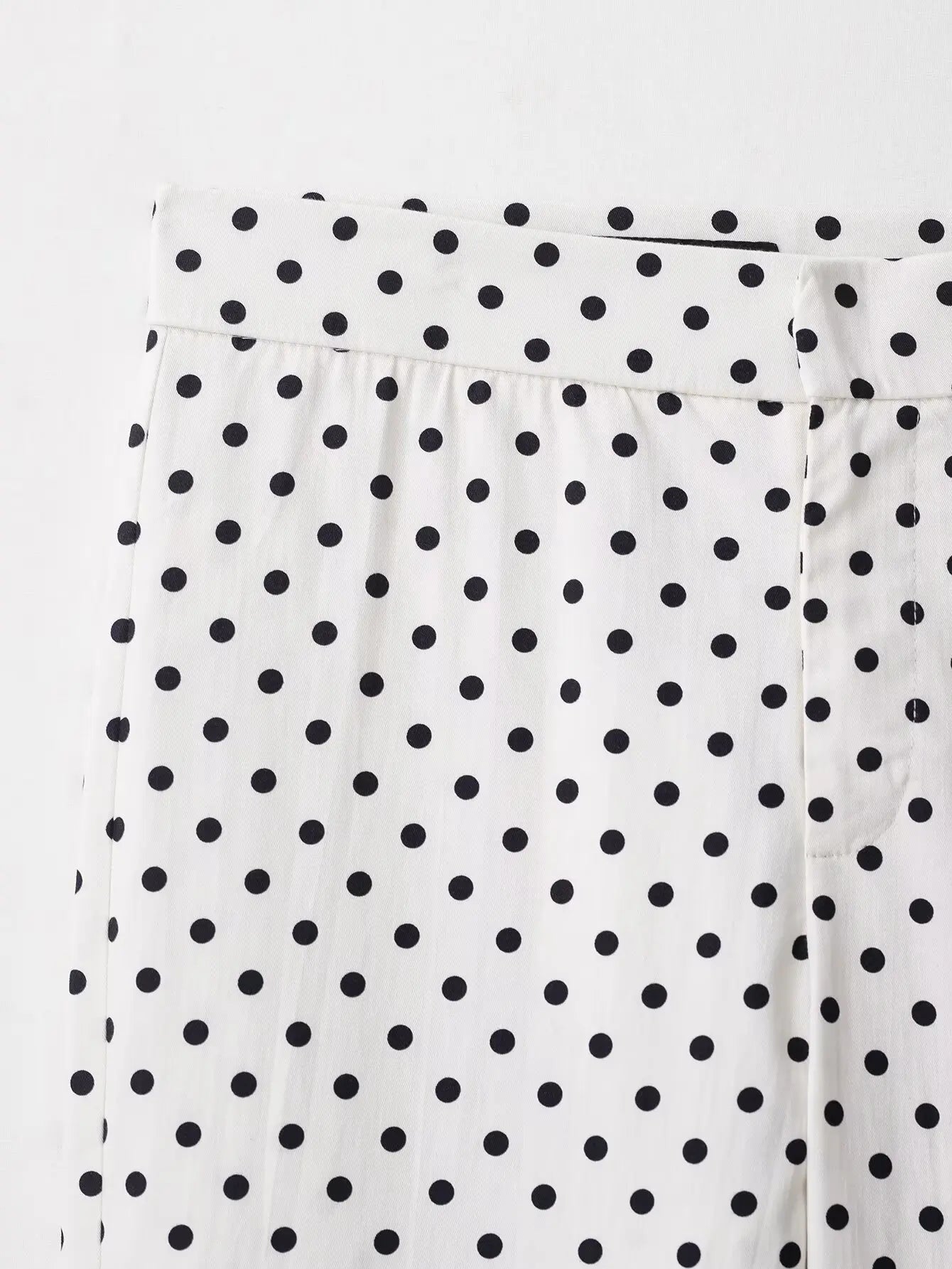 Woman Autumn Long Sleeves Turtleneck Zipper With Pockets Drawstring Casual Coats Women Fashion Polka Dot Printed Jacket