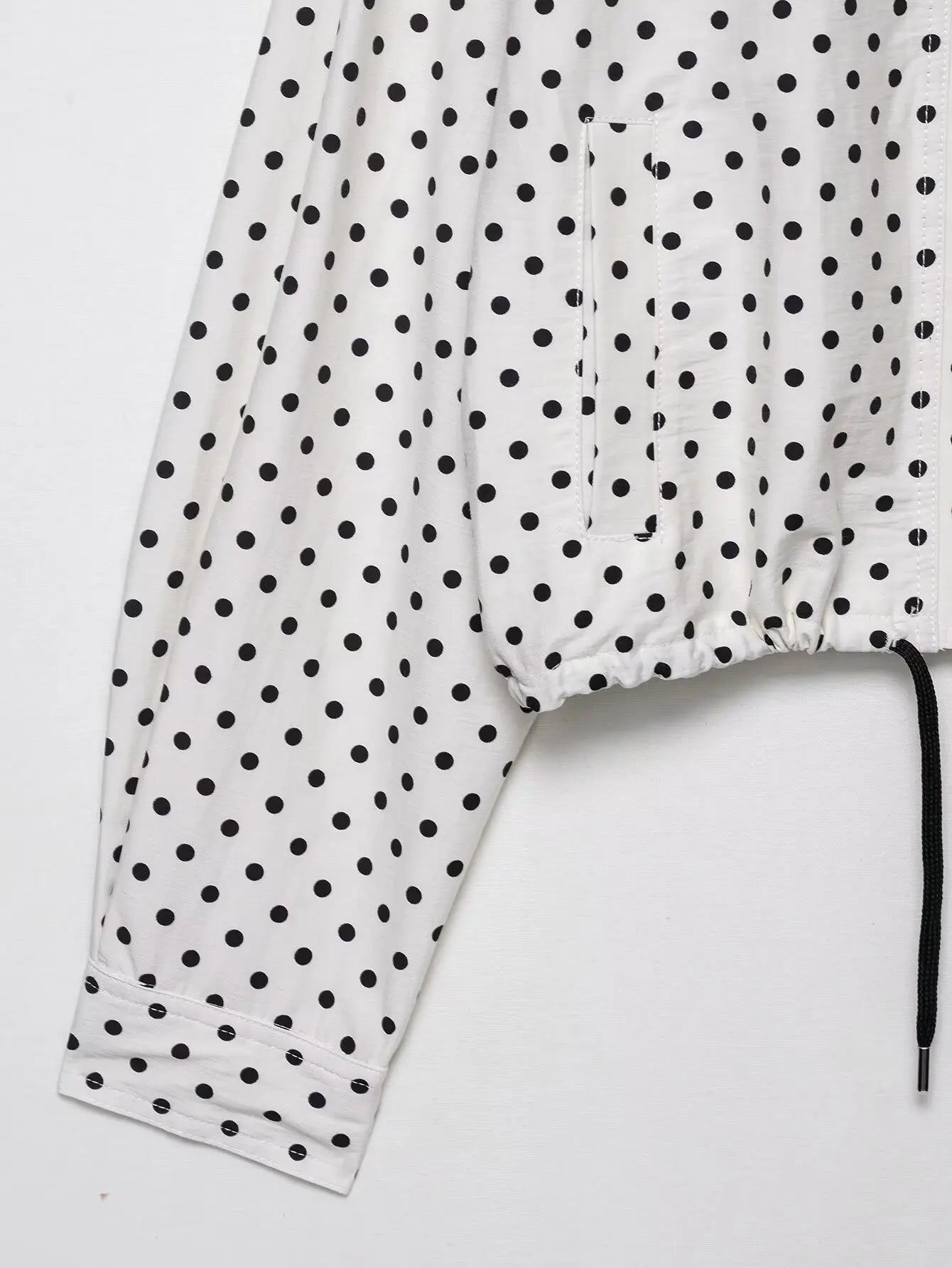 Woman Autumn Long Sleeves Turtleneck Zipper With Pockets Drawstring Casual Coats Women Fashion Polka Dot Printed Jacket