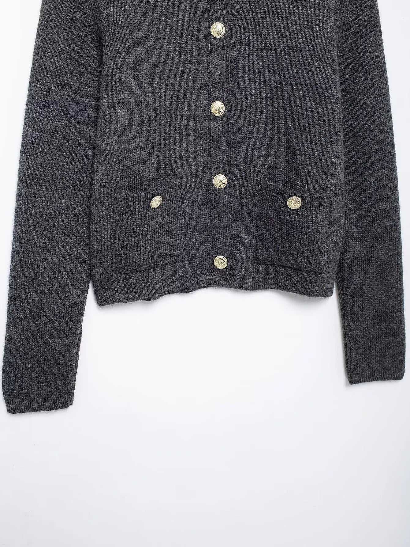 Women's Winter Slim Short Knitted Cardigan Jacket Retro Round Neck Gold Breasted Decoration Elegant Women's Casual Jacket