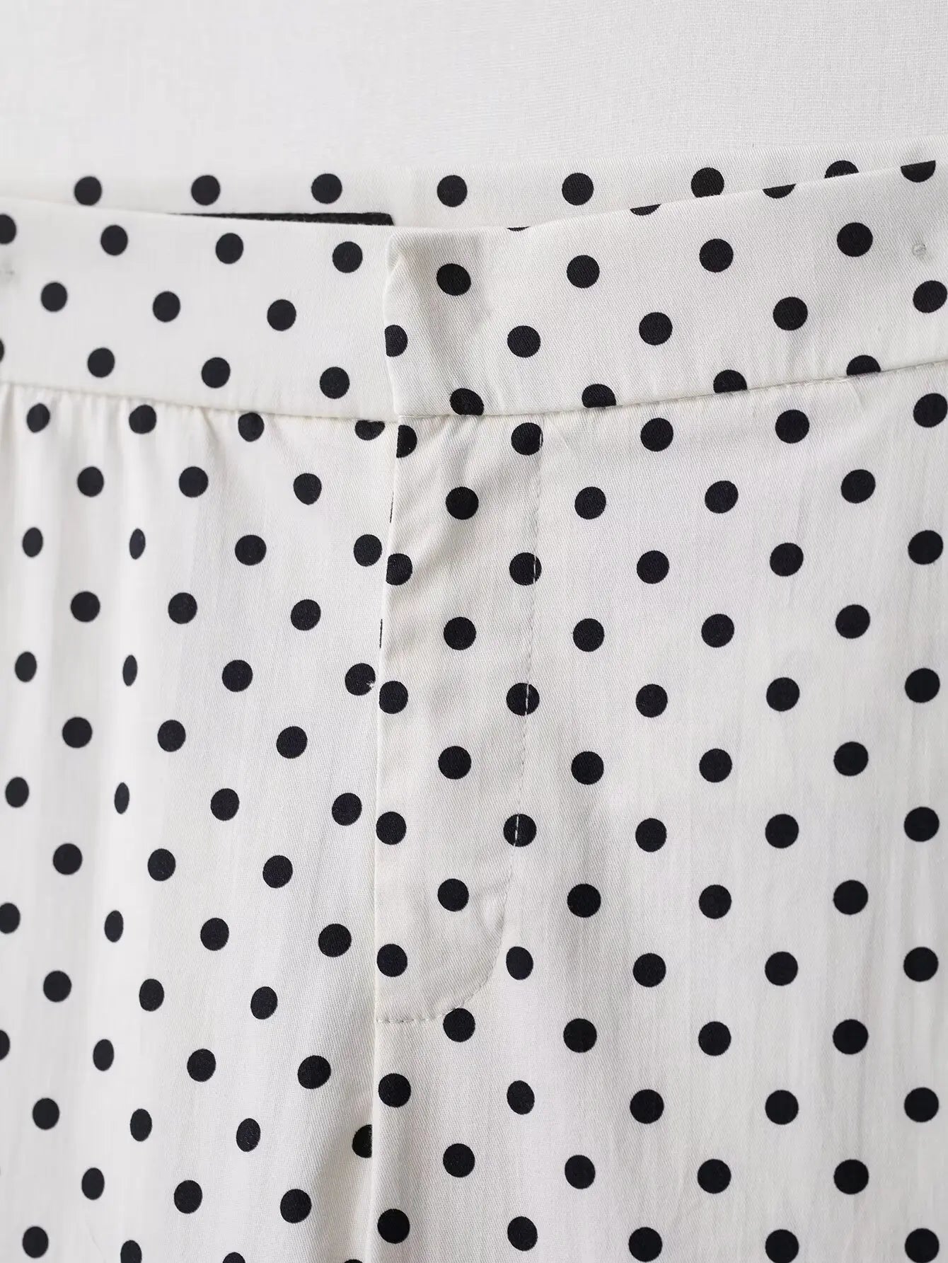 Woman Autumn Long Sleeves Turtleneck Zipper With Pockets Drawstring Casual Coats Women Fashion Polka Dot Printed Jacket