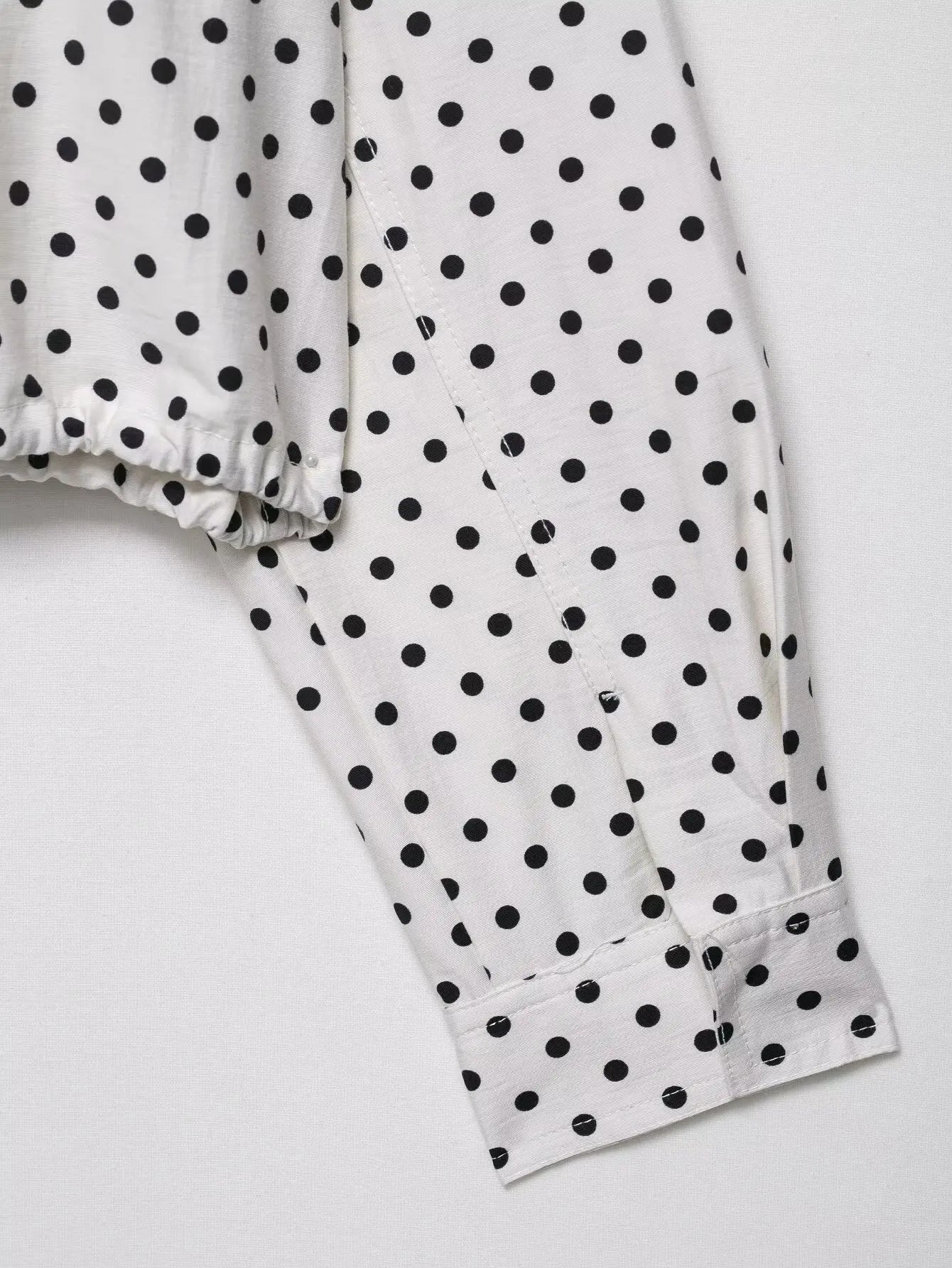 Woman Autumn Long Sleeves Turtleneck Zipper With Pockets Drawstring Casual Coats Women Fashion Polka Dot Printed Jacket