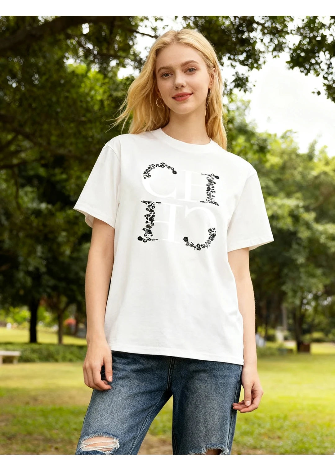 CH Letter Printed Fashionable Black T-shirt Trendy Streetwear Fashionable Men's and Women's Casual Loose Short Sleeved Top